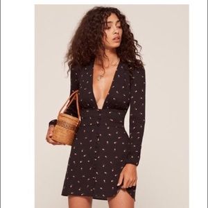 Elisabeth Dress. Reformation.  Mini black floral